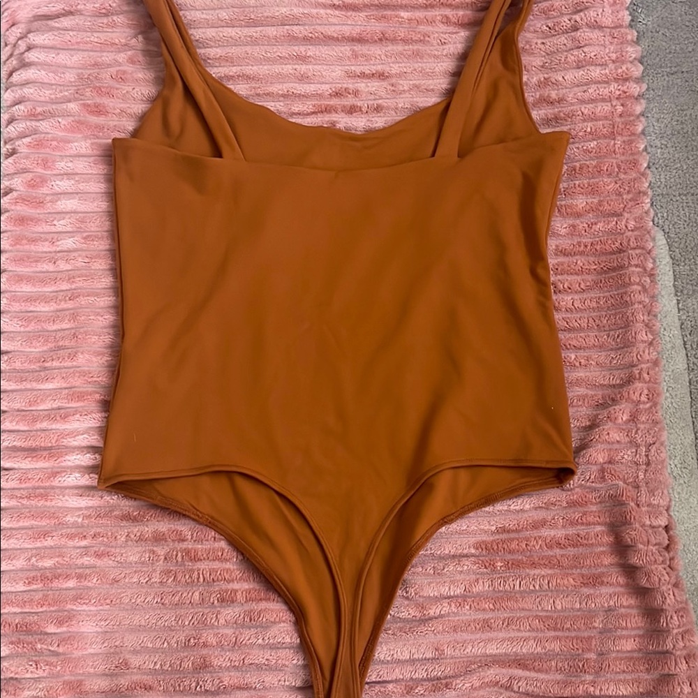 A&F Rust Bodysuit - Picture 3 of 4